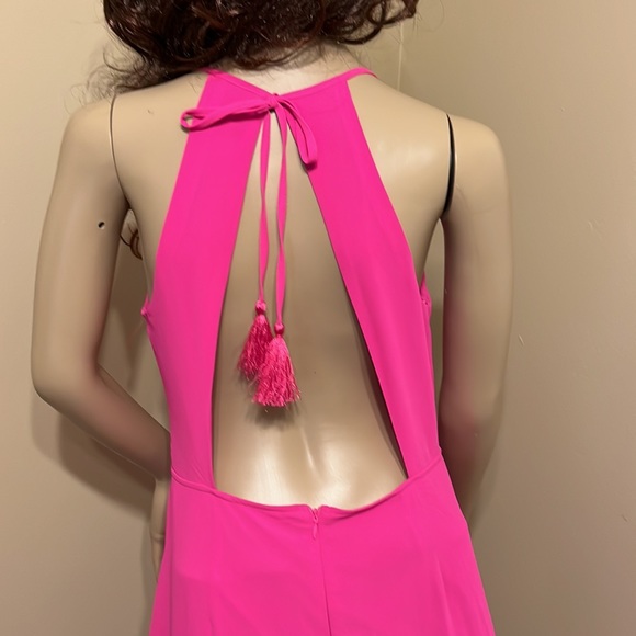 Beautiful Ruffled High/Low Maxi Dress. Bright pink Polyester Chiffon fabric.  XL - Picture 4 of 6